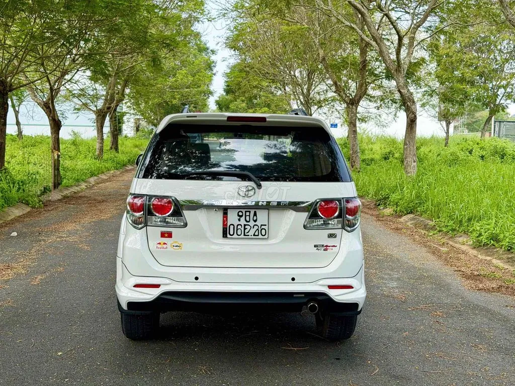Toyota Fortuner 2016 photo 3