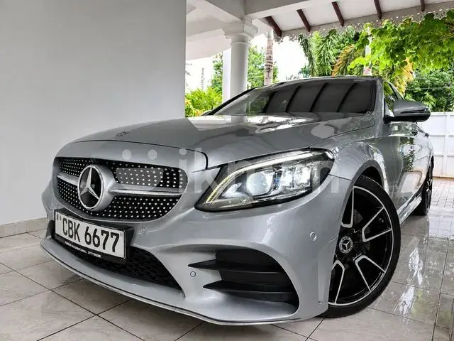 Mercedes-Benz C200 2020 photo 5
