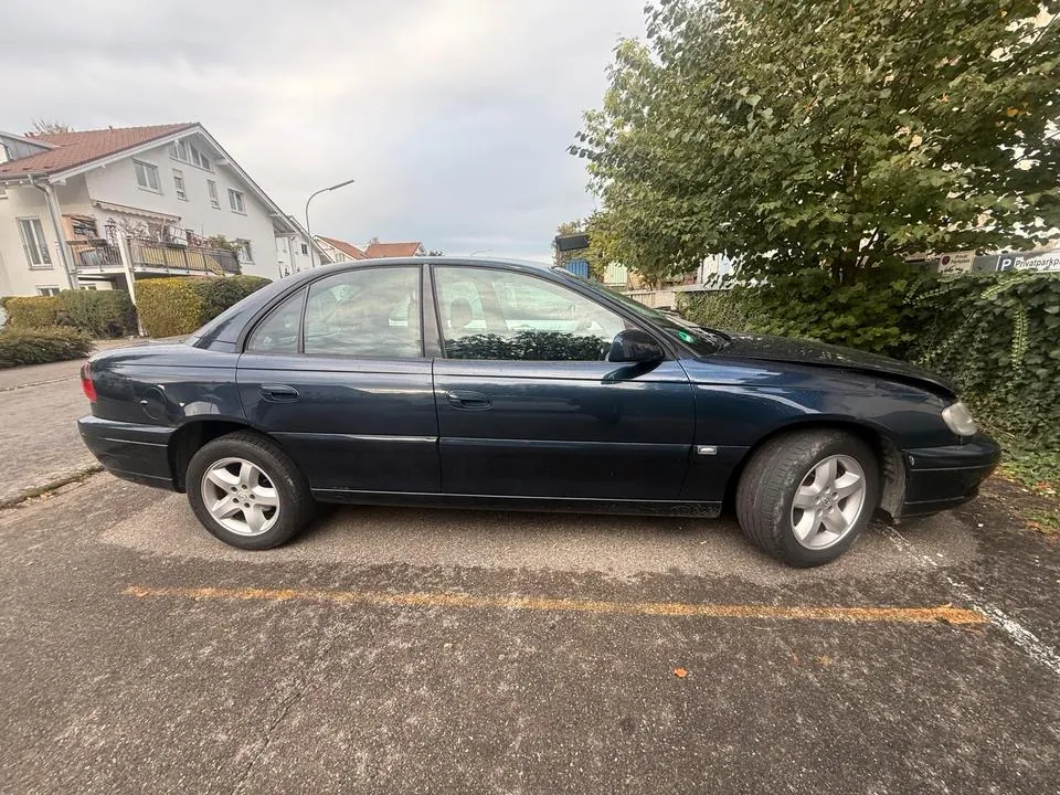 Opel Omega