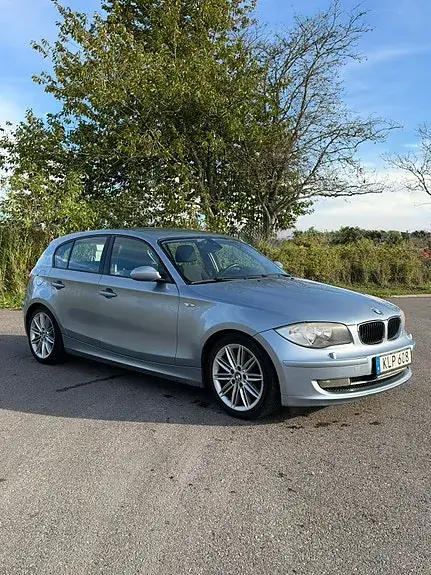 BMW 118D 2008 photo 2