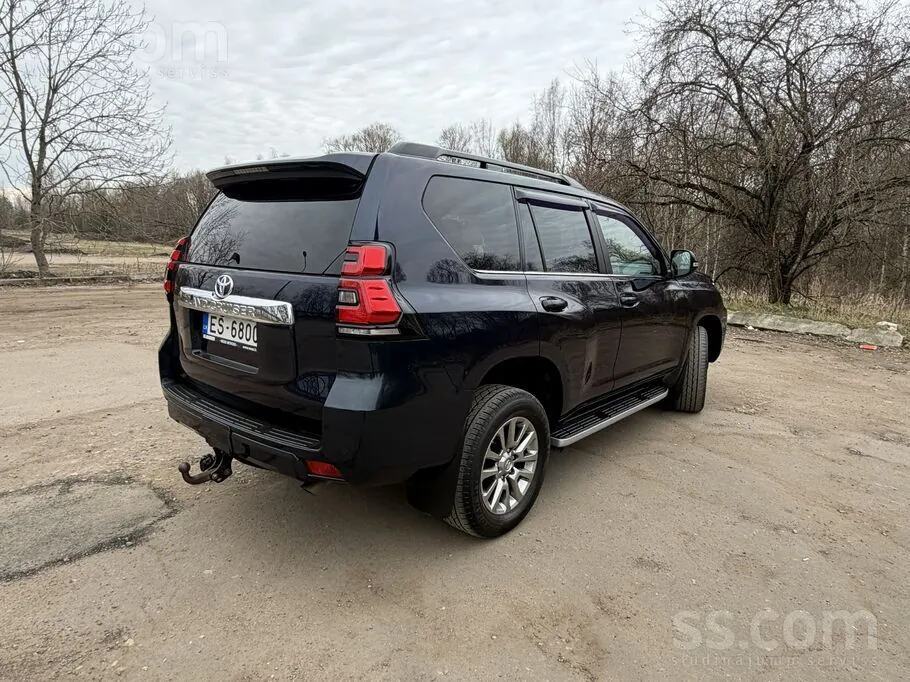 Toyota Land Cruiser 2021 photo 4