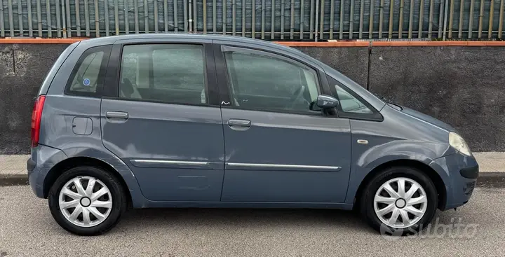 Lancia Musa 2006 photo 5