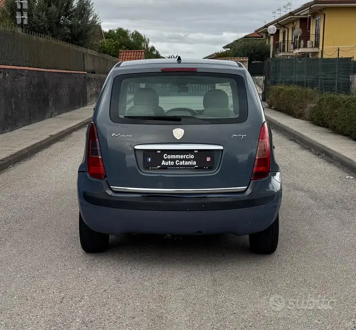 Lancia Musa 2006 photo 2