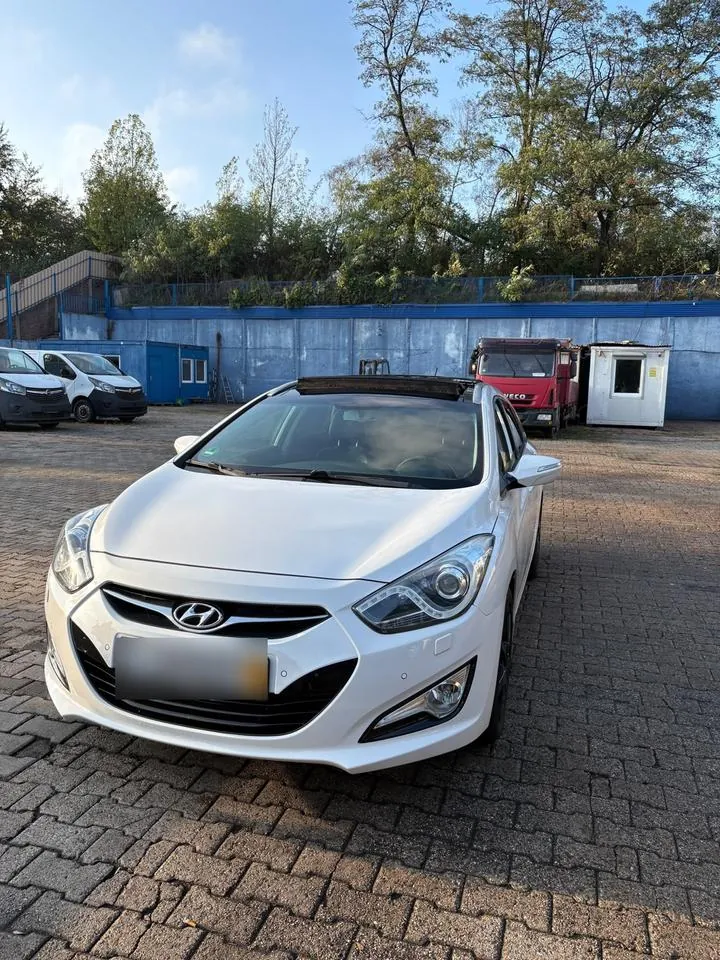 Hyundai I40