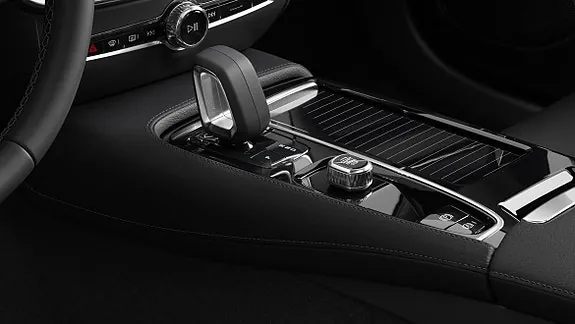 Volvo V60 2027 photo 4