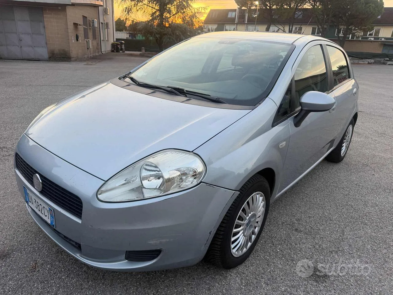 Fiat Grande Punto 2006 photo 5