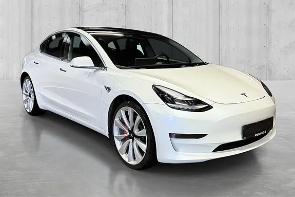 Tesla Model 3 2020 photo 2