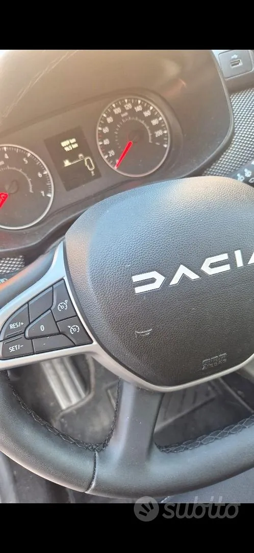Dacia Sandero 2026 photo 2