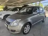 Suzuki Swift 2009 photo 5