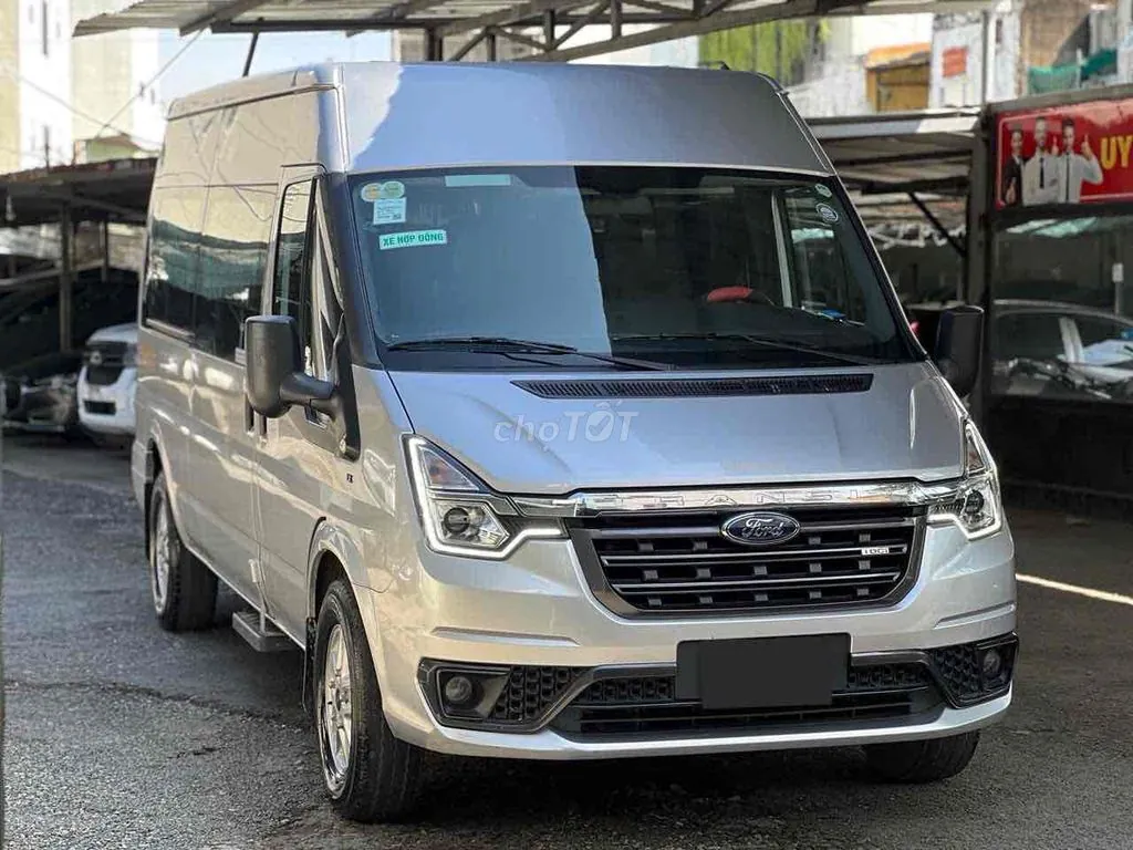 Ford Transit 2023 photo 2