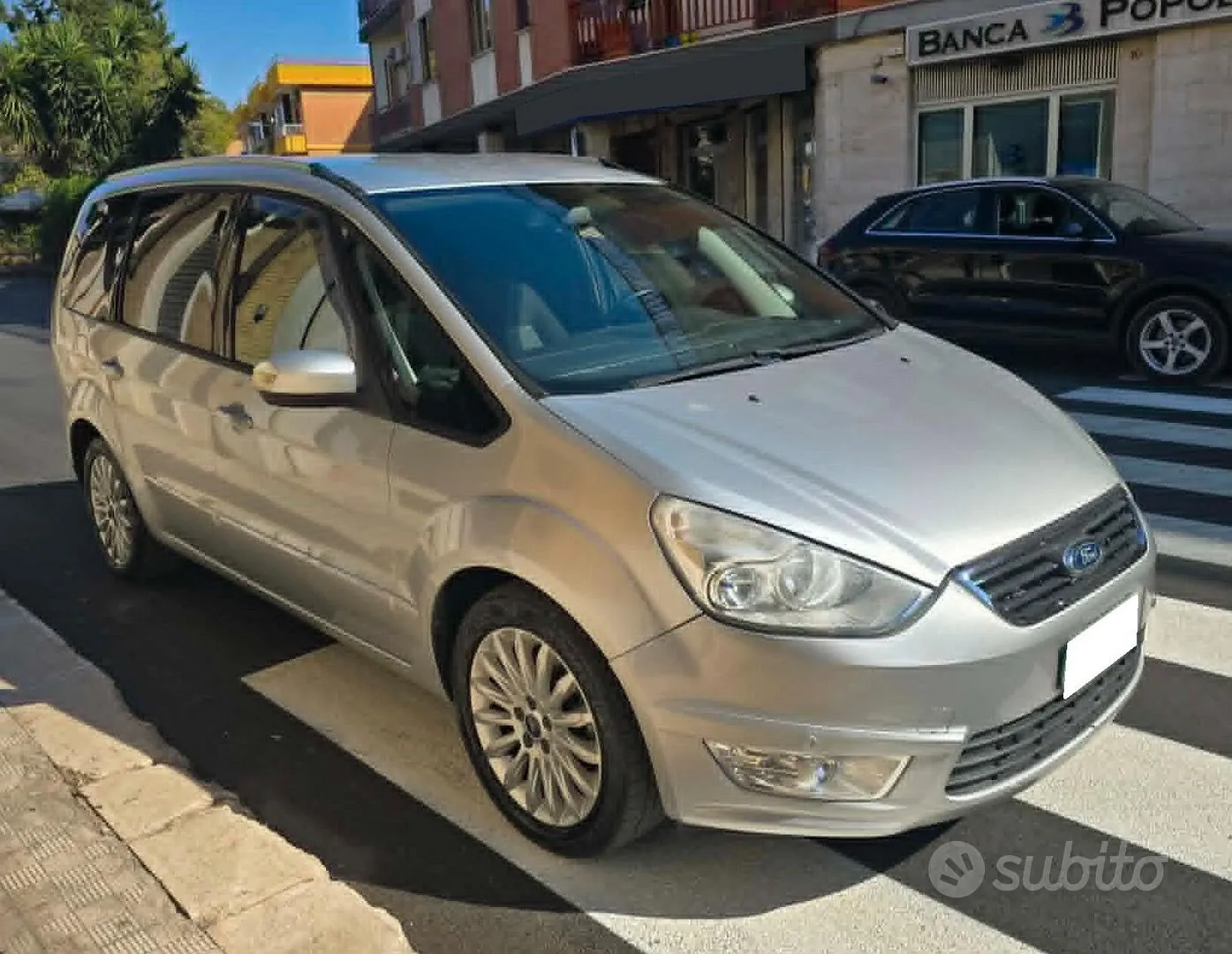 Ford Galaxy 2013 photo 3