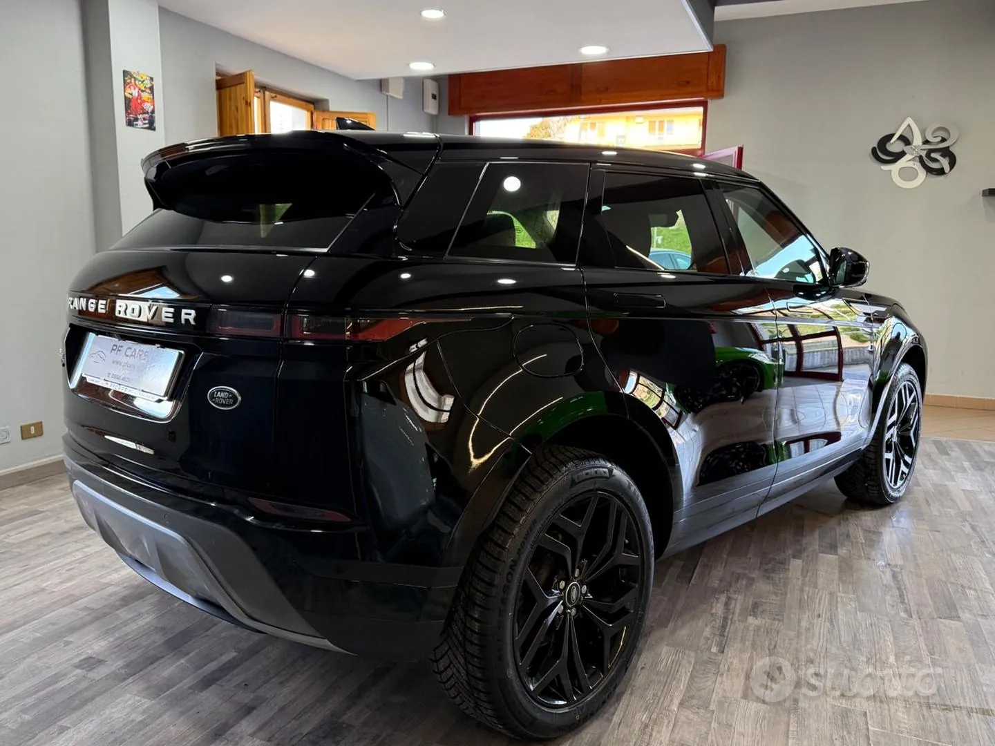 Land Rover Range Rover Evoque 2019 photo 5