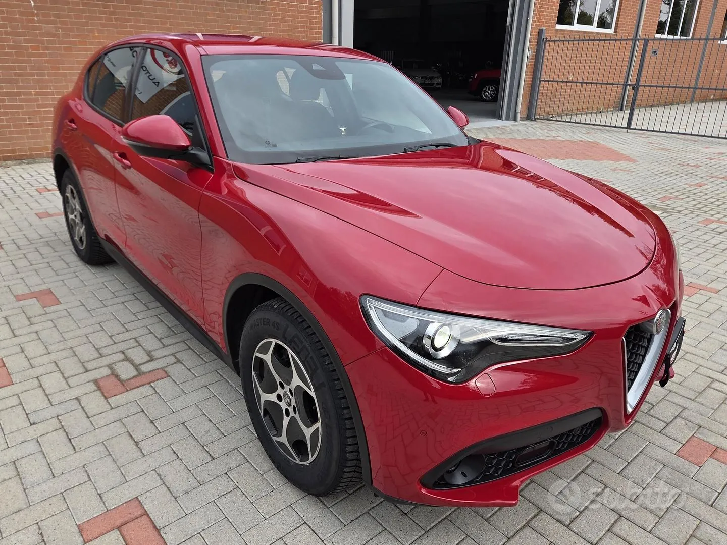 Alfa Romeo Stelvio 2022 photo 2