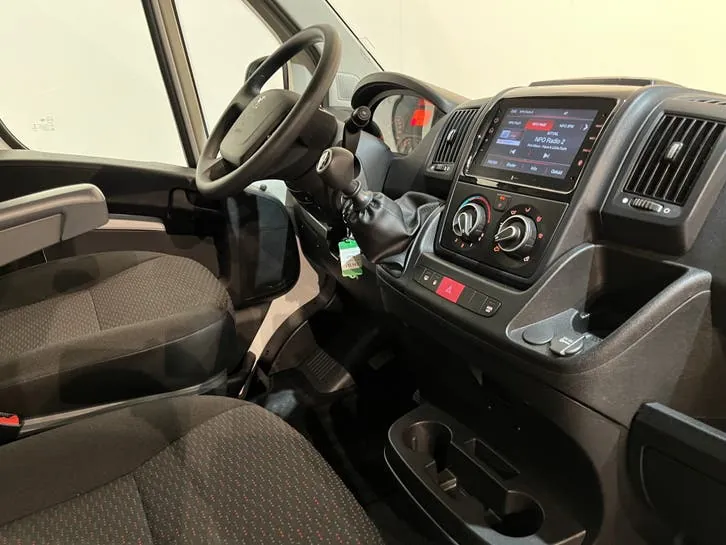 Peugeot Boxer 2023 photo 3