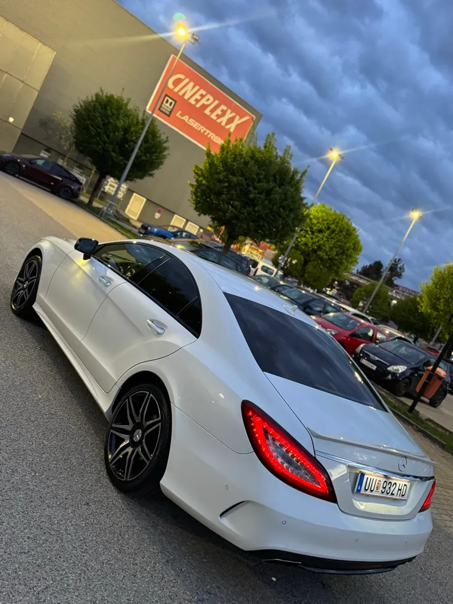Mercedes-Benz Cls 2016 photo 2
