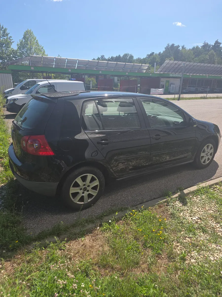 Volkswagen Golf 2008 photo 3