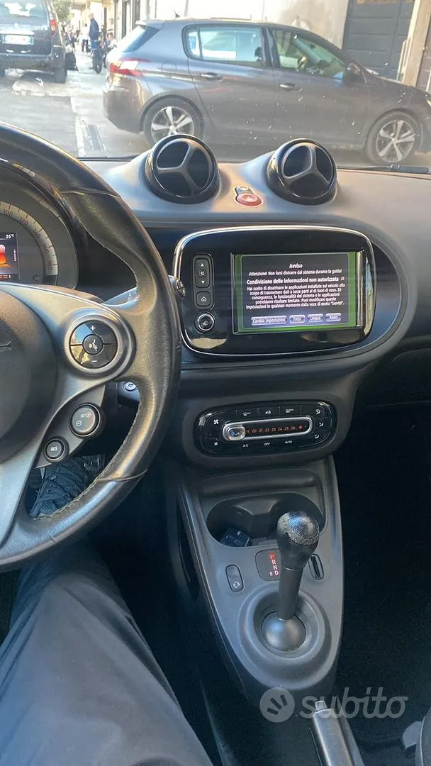 Smart Fortwo 2018 photo 4