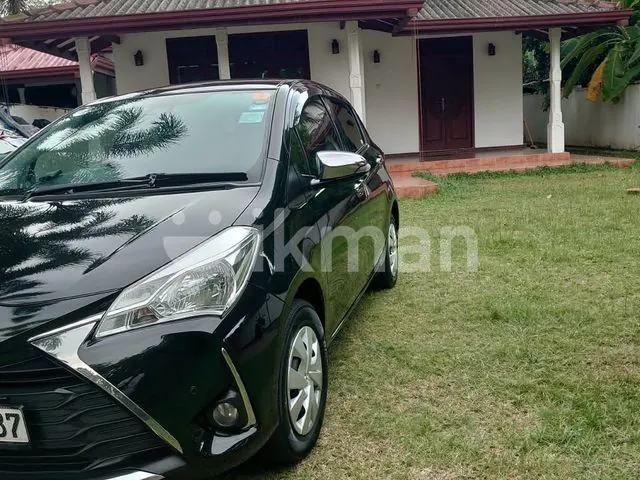 Toyota Vitz 2019 photo 2