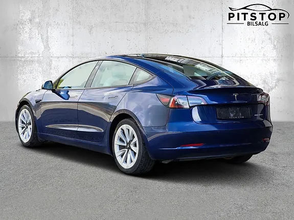 Tesla Model 3 2021 photo 4