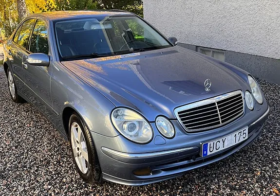 Mercedes-Benz E270