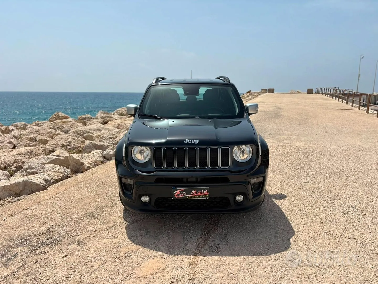 Jeep Renegade 2022 photo 2