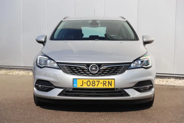Opel Astra 2020 photo 2