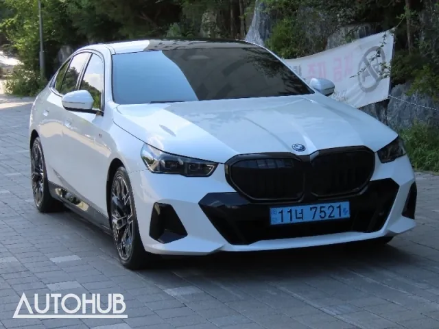 BMW I5 2025 photo 2
