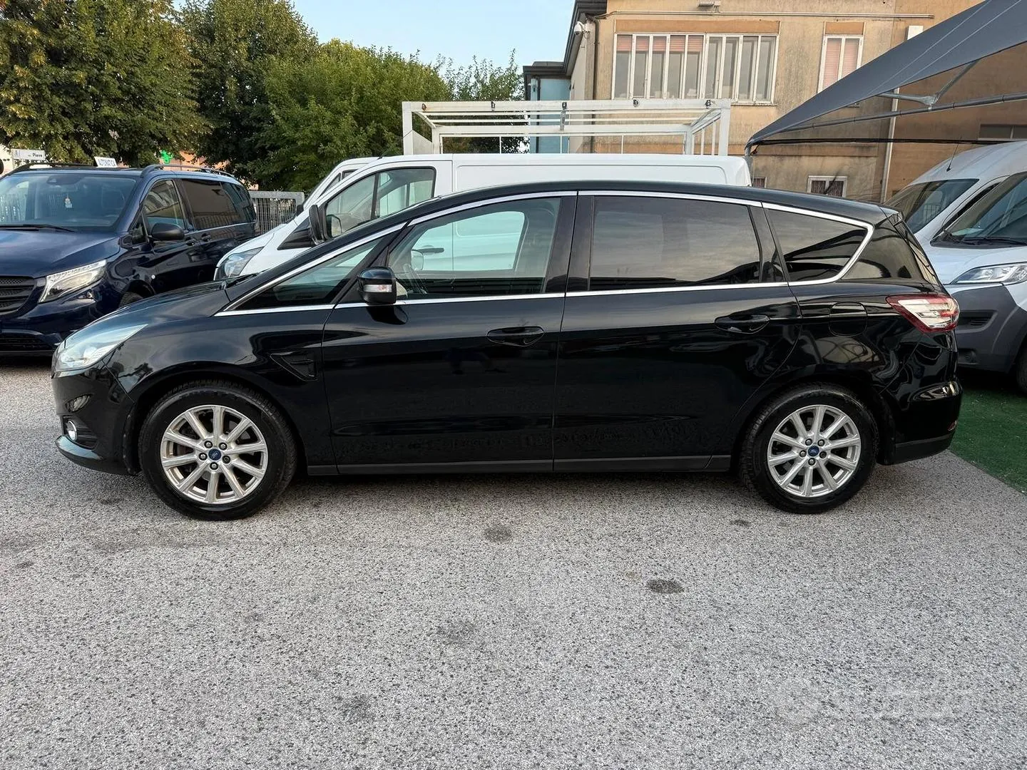 Ford S-Max 2016 photo 3