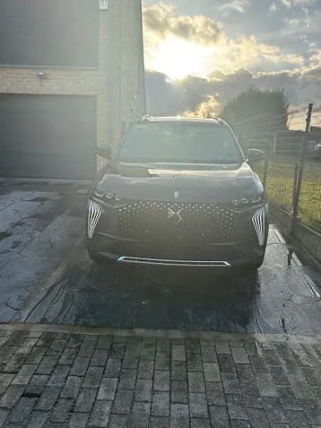 DS Automobiles 7 2024 photo 3