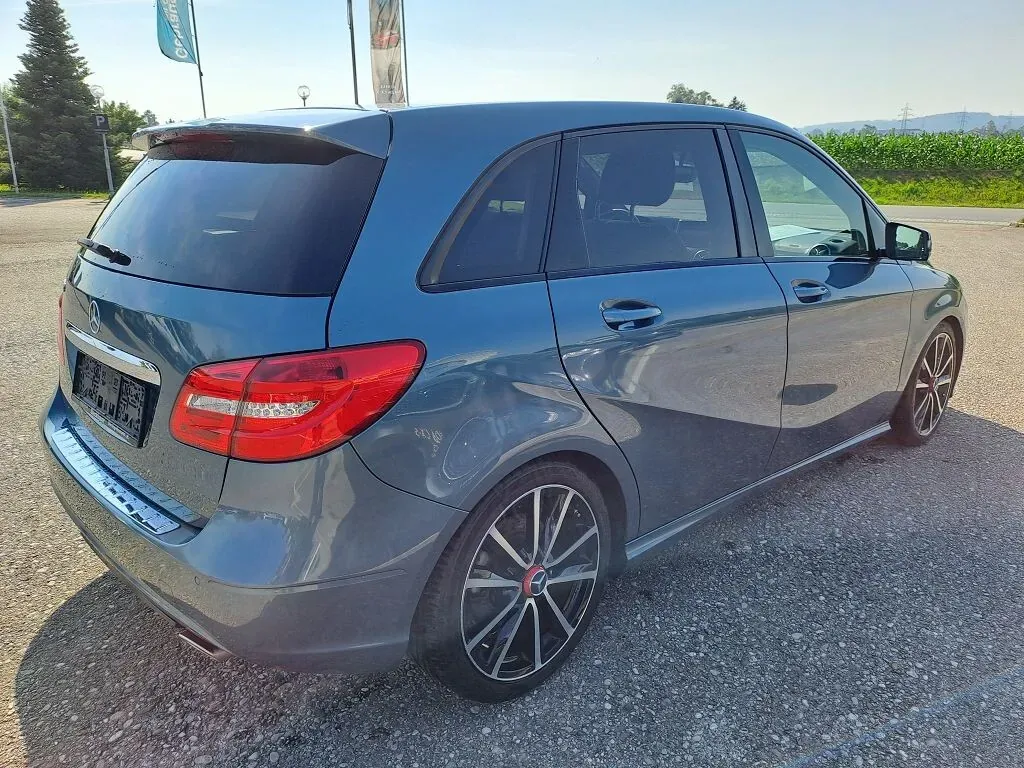 Mercedes-Benz B-Class 2013 photo 3
