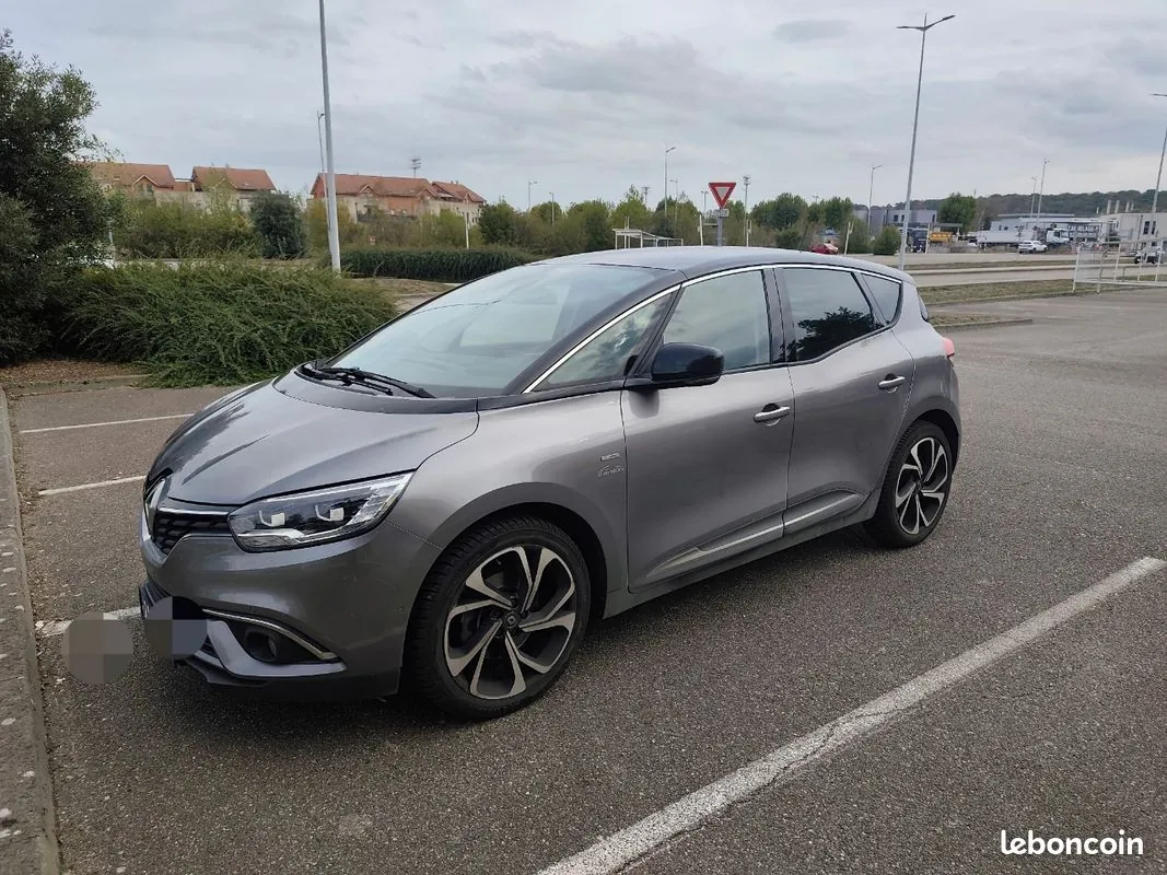 Renault Scenic 2019 photo 2