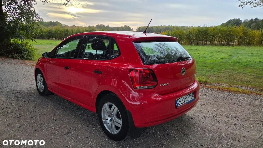 Volkswagen Polo 2009 photo 4