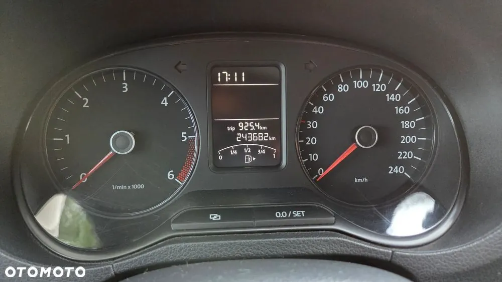 Volkswagen Polo 2009 photo 5