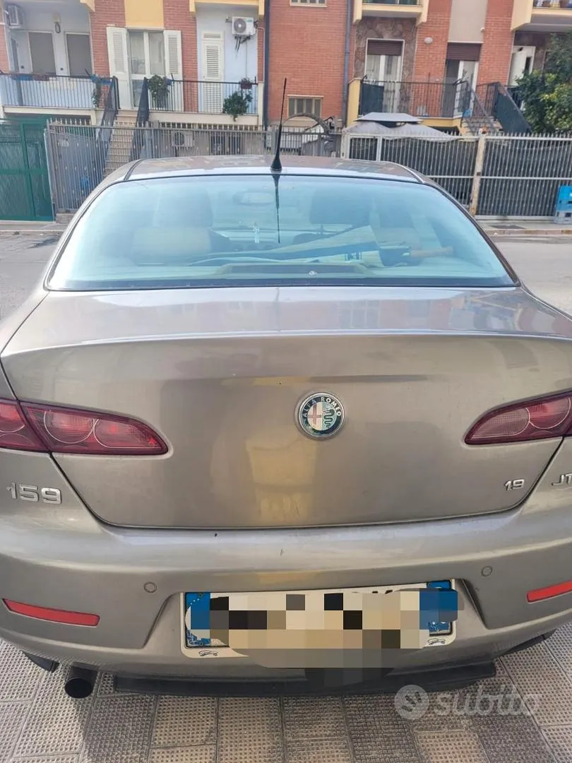 Alfa Romeo 159 2006 photo 2