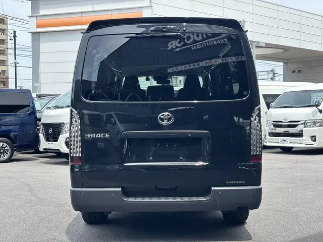 Toyota Hiace 2024 photo 3