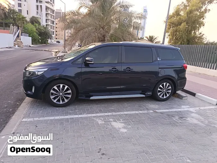 Kia Carnival 2017 photo 3