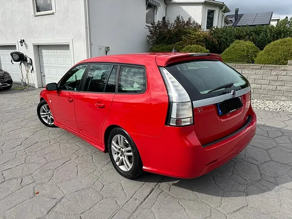 Saab 9-3 2010 photo 5
