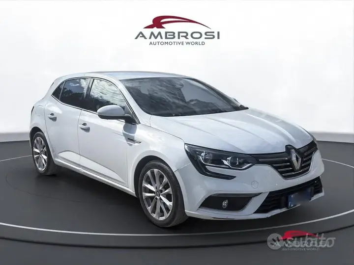 Renault Megane 2016 photo 2