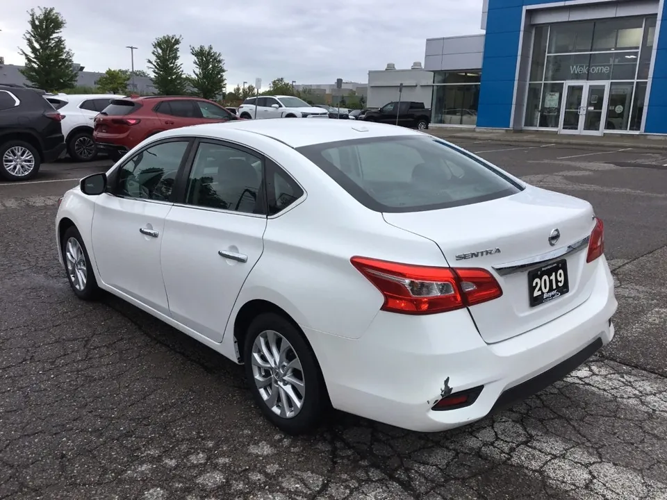 Nissan Sentra 2019 photo 3