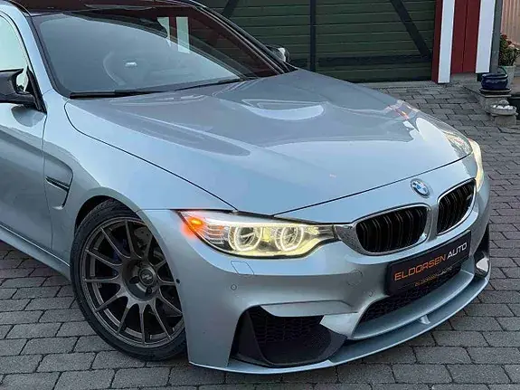 BMW M4 2015 photo 5