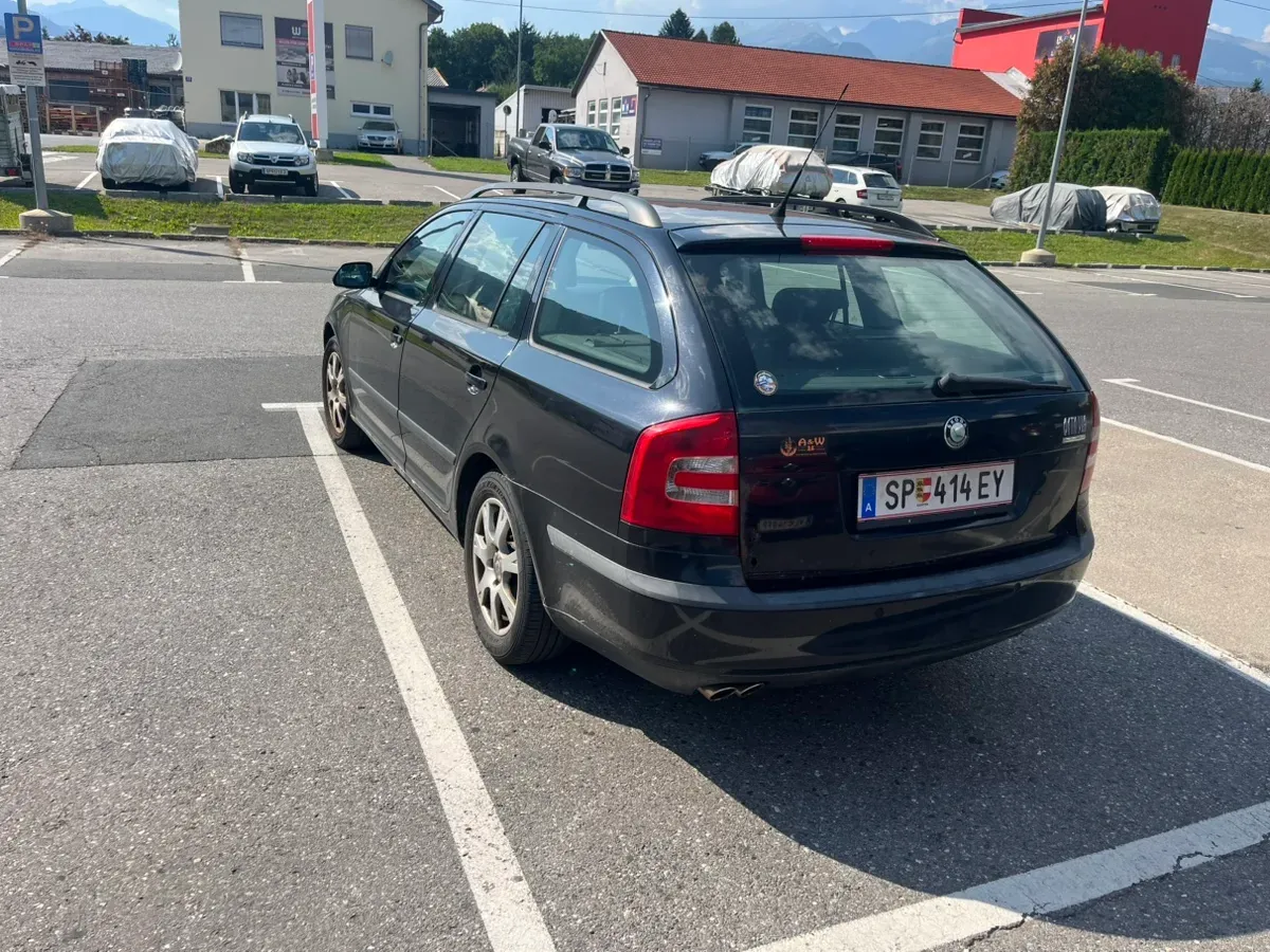 Skoda Octavia 2007 photo 3