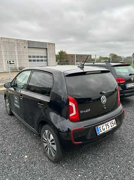 Volkswagen E-Up! 2014 photo 2