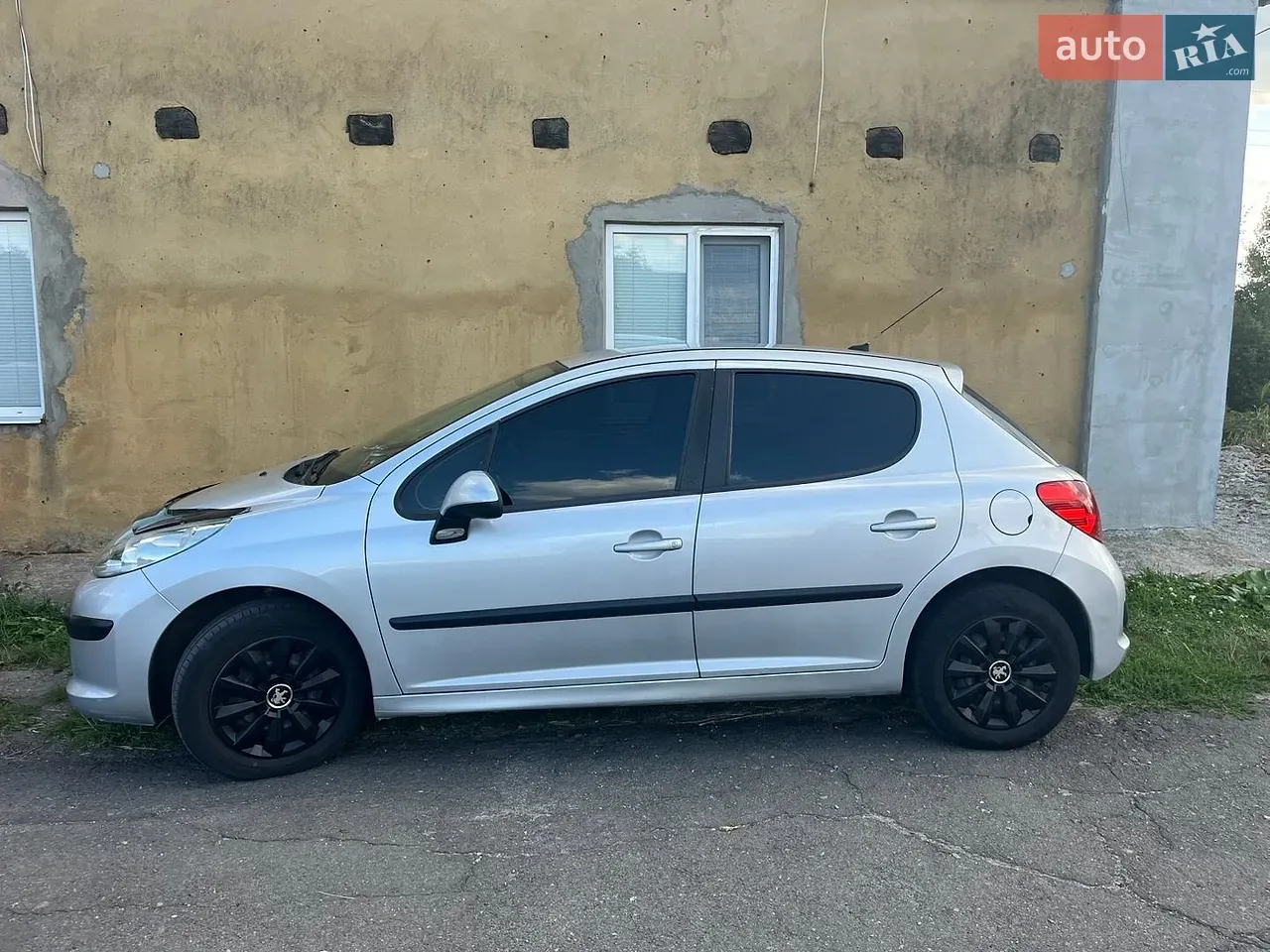 Peugeot 207 2007 photo 5