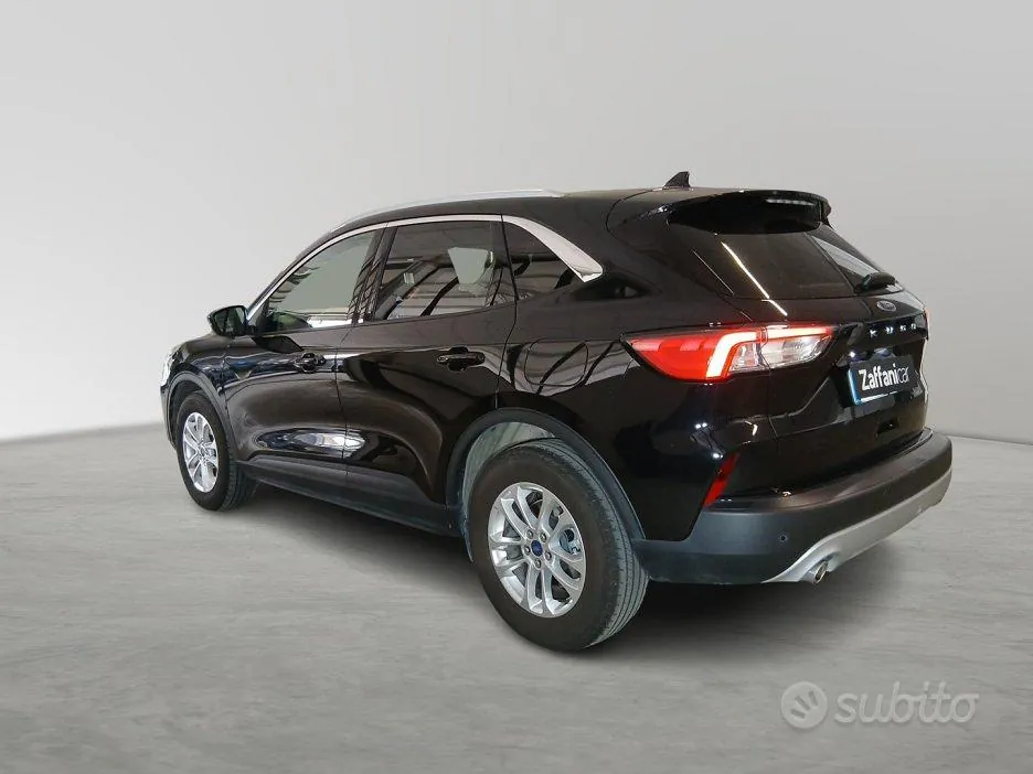 Ford Kuga 2022 photo 3