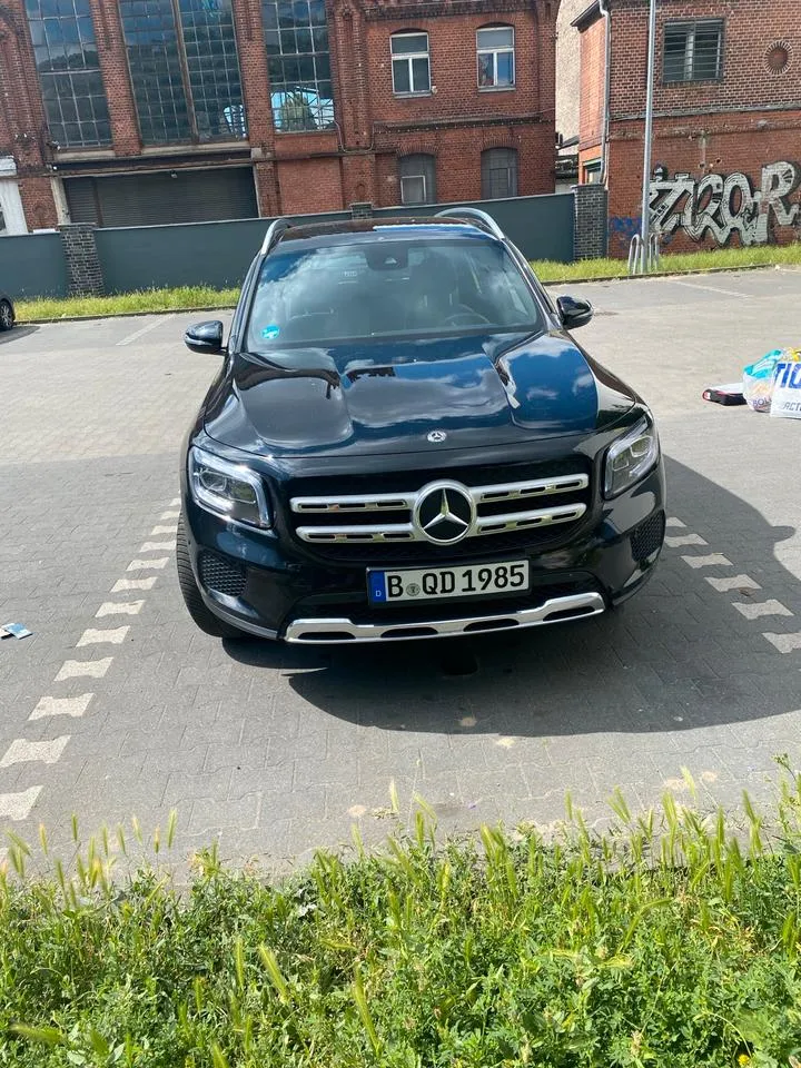 Mercedes-Benz Glb 220