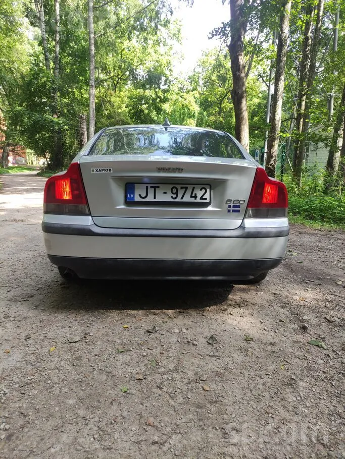 Volvo S60 2002 photo 3