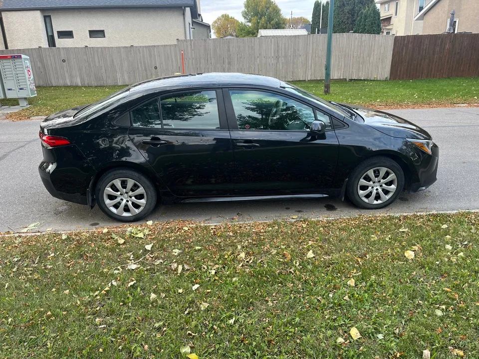 Toyota Camry 2022 photo 4