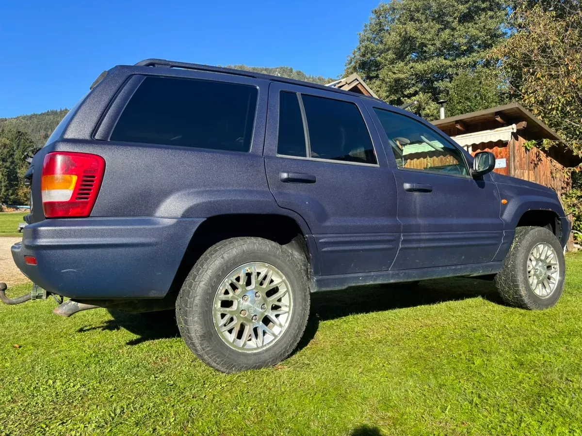 Jeep Grand Cherokee 2003 photo 2
