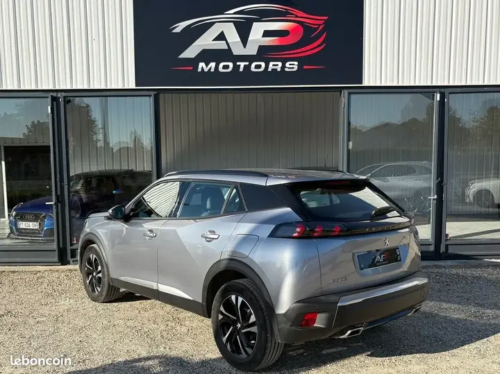 Peugeot 2008 2021 photo 3