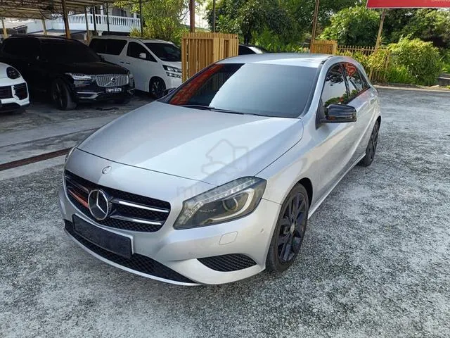 Mercedes-Benz A200